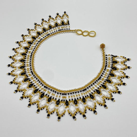 Enlace Beads Collar Necklace / Christy